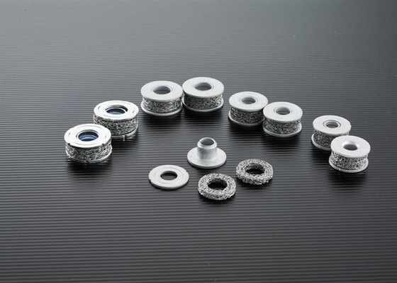 차량 엔진을 위해 압축되는 금속 둥근 반지 모양 Sus에 의하여 뜨개질을 하는 철망사 틈막이