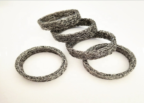 Ss316은 액체 필터를 위한 스테인레스 스틸 메쉬를 떴습니다