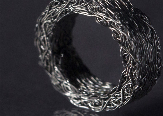 자동차를 위한 높은 수준의 금속 Dia 25 밀리미터 압축된 편직 와이어 메쉬